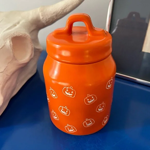 Rae Dunn Orange Pumpkin Jack O’Lantern Halloween Treats Canister Candy Jar - Picture 2 of 6